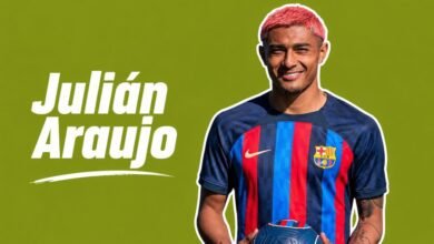 Julián Araujo