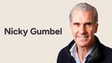 Nicky Gumbel Biography