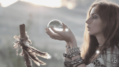 The Different Types of Psychic Readings Explained